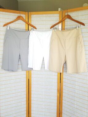 Santiny Bermuda Shorts Set of Three Pairs Size Large Front and Rear Pockets
